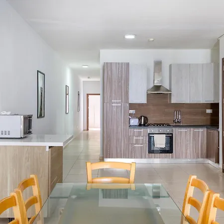 Spacious 4br With Private Balcony In Swieqi By 360 Estates Is-Swieqi