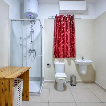 Spacious 4br With Private Balcony In Swieqi By 360 Estates 아파트 *