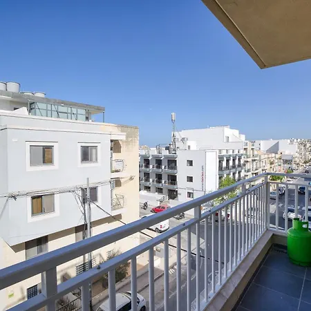 Spacious 4br With Private Balcony In Swieqi By 360 Estates Apartment Is-Swieqi