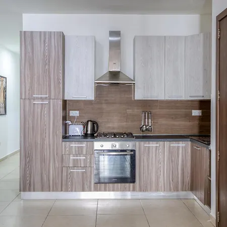 Spacious 4br With Private Balcony In Swieqi By 360 Estates Apartment *