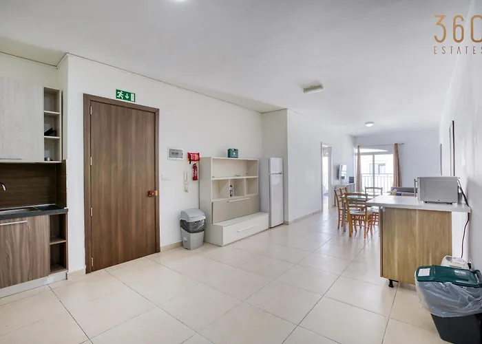 Apartman Spacious 4br With Private Balcony In Swieqi By 360 Estates