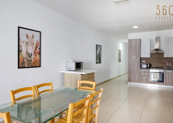 Spacious 4br With Private Balcony In Swieqi By 360 Estates Apartman *